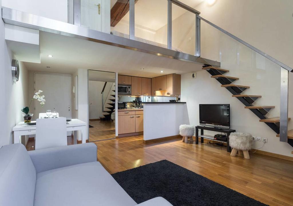 니스 Massena - Duplex Loft Modern On The Place 아파트 객실 사진